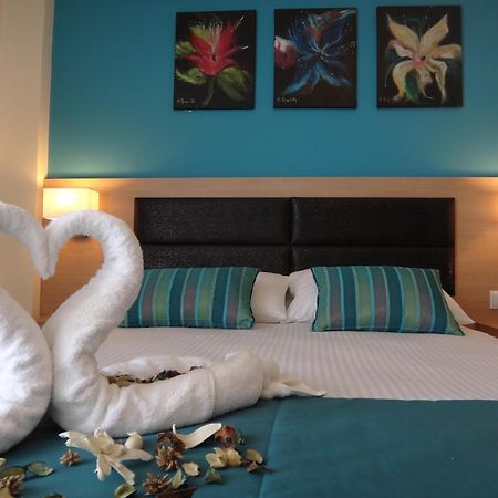 Leonidas Apartments And Suites 몰라 칼리바 외부 사진
